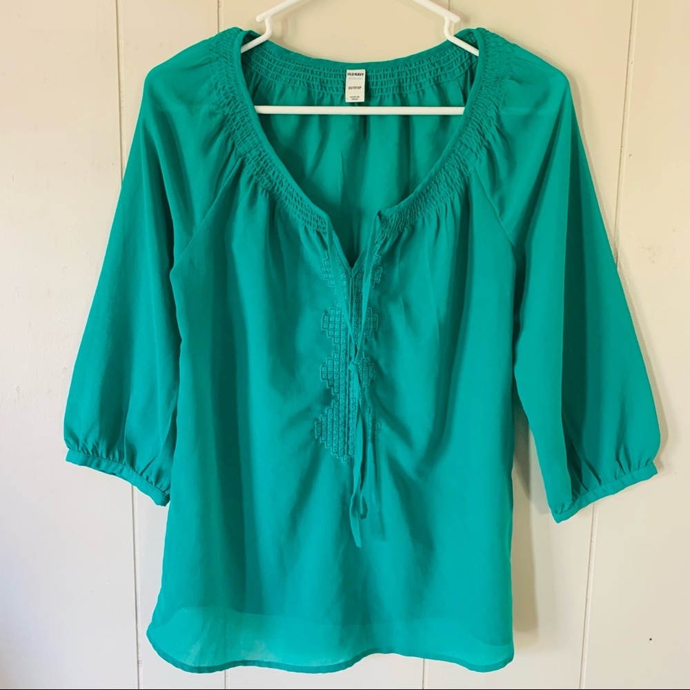 Old navy blouse